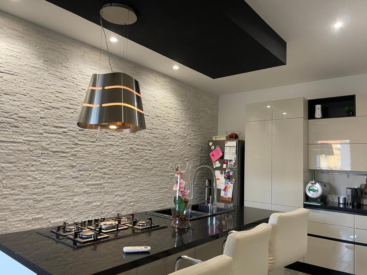 Syria Luxury Apartment Syracuse Ngoại thất bức ảnh